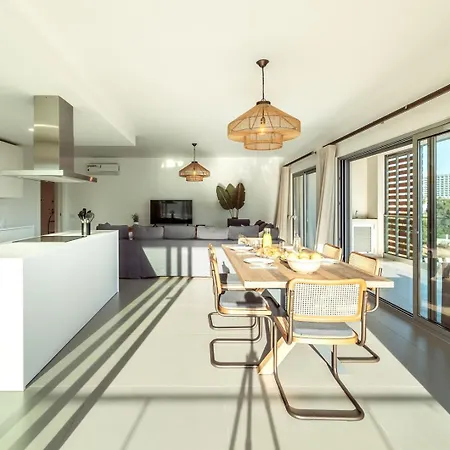 The Escape Poolside Retreat דירה *