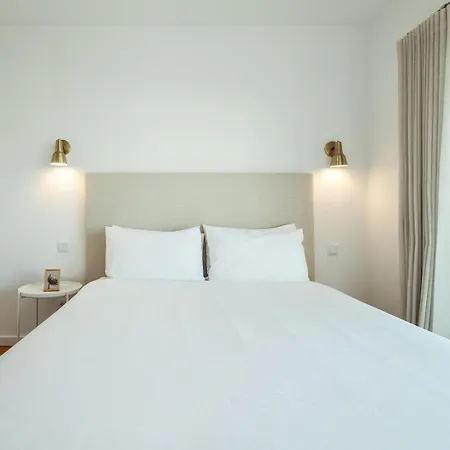 The Escape - Poolside Retreat * Albufeira