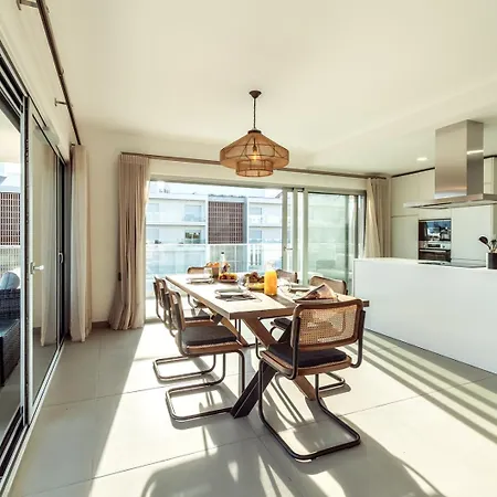 The Escape - Poolside Retreat *