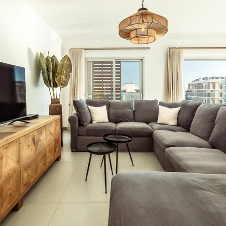 The Escape - Poolside Retreat * Albufeira