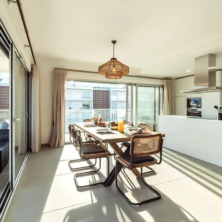 The Escape Poolside Retreat Apartment Albufeira