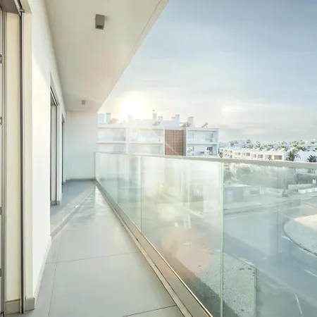 The Escape Poolside Retreat Apartment Albufeira