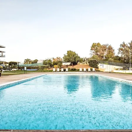 The Escape Poolside Retreat Apartment *