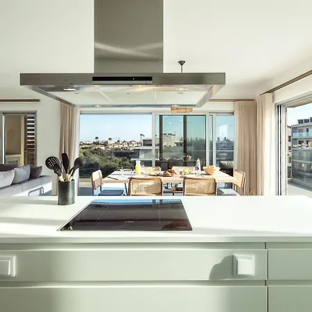 The Escape Poolside Retreat Appartement *